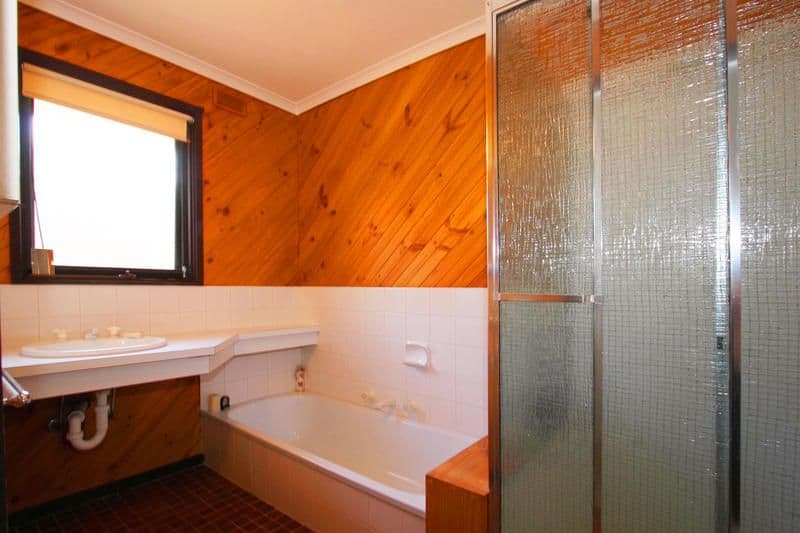 5  Willowglen Court, DINGLEY VILLAGE VIC 3172, Dingley Village - Thumbnail 3