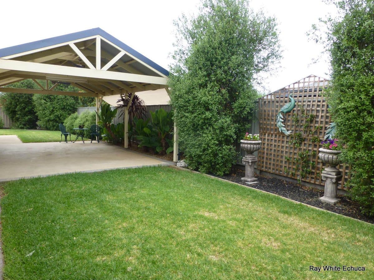 14 Brenton Avenue, Echuca VIC 3564, Echuca - Thumbnail 2