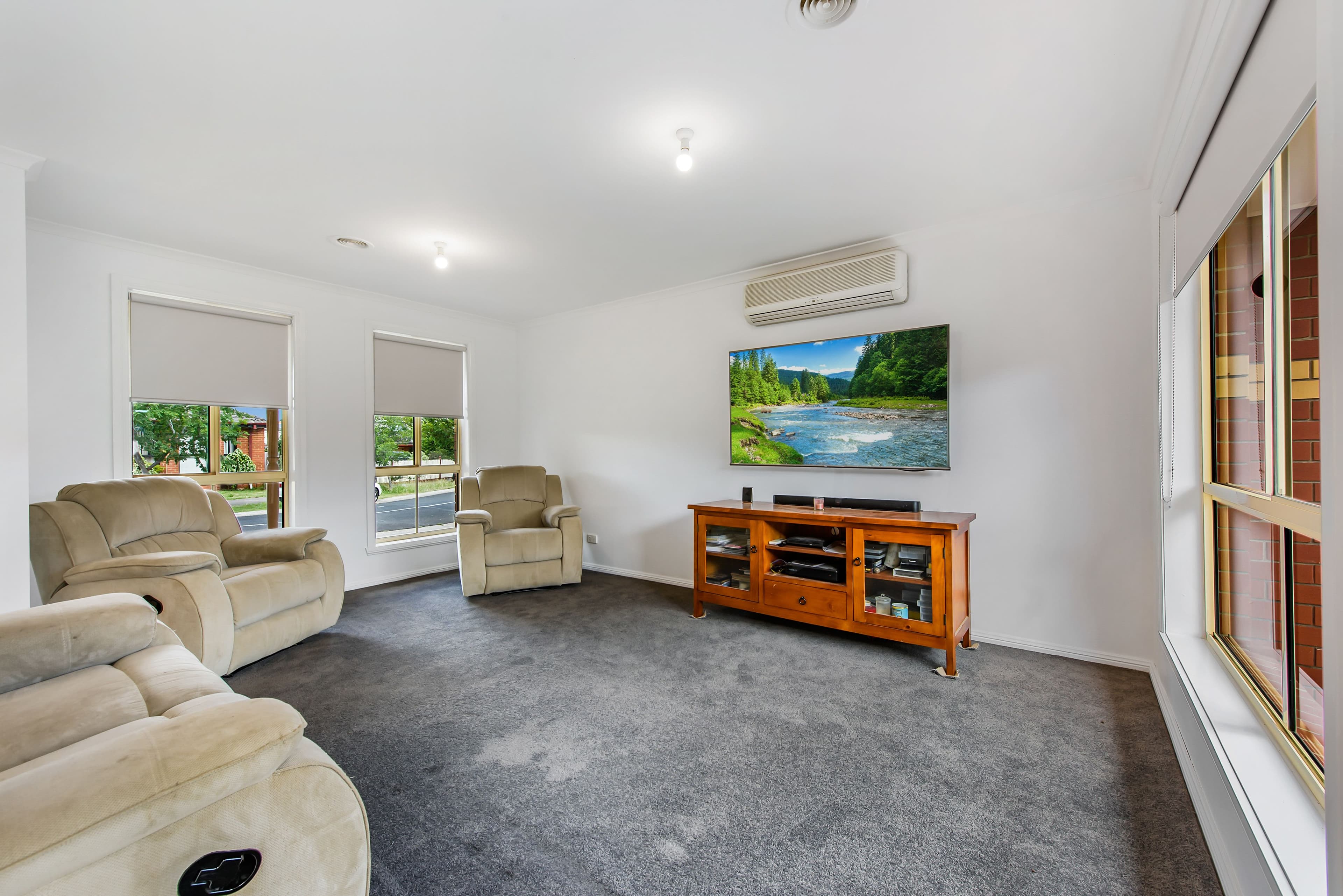 47 Oarsome Drive, Delahey VIC 3037, Delahey - Thumbnail 2