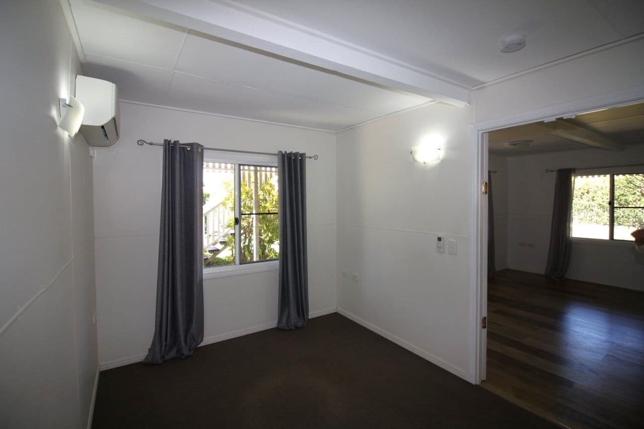 24 Deane Street, CHARTERS TOWERS CITY QLD 4820, Charters Towers City - Thumbnail 7