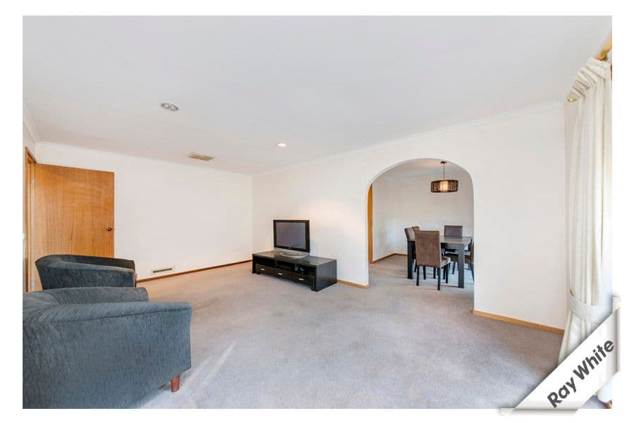 6 Jobson Place, CHISHOLM ACT 2905, Chisholm - Thumbnail 3