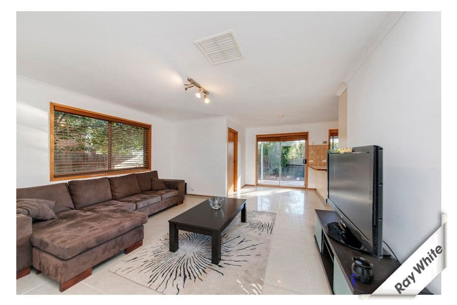 6 Jobson Place, CHISHOLM ACT 2905, Chisholm - Thumbnail 4