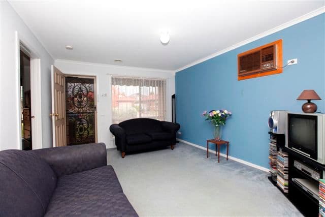 11 Waterford Avenue, CRAIGIEBURN VIC 3064, Craigieburn - Thumbnail 3