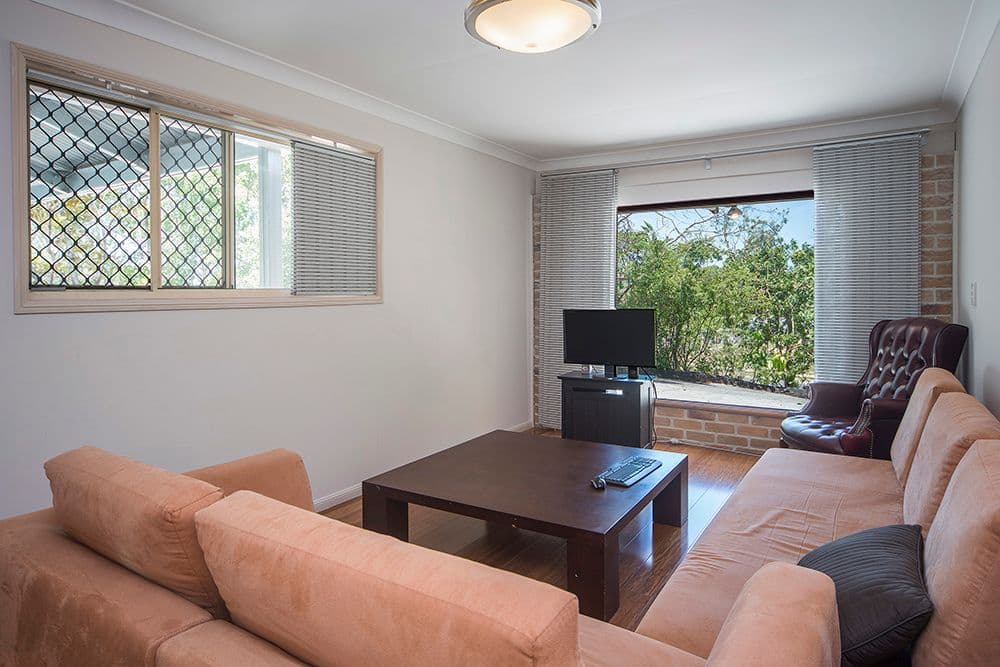 1 Watford Crescent, MOLENDINAR QLD 4214, Molendinar - Thumbnail 7
