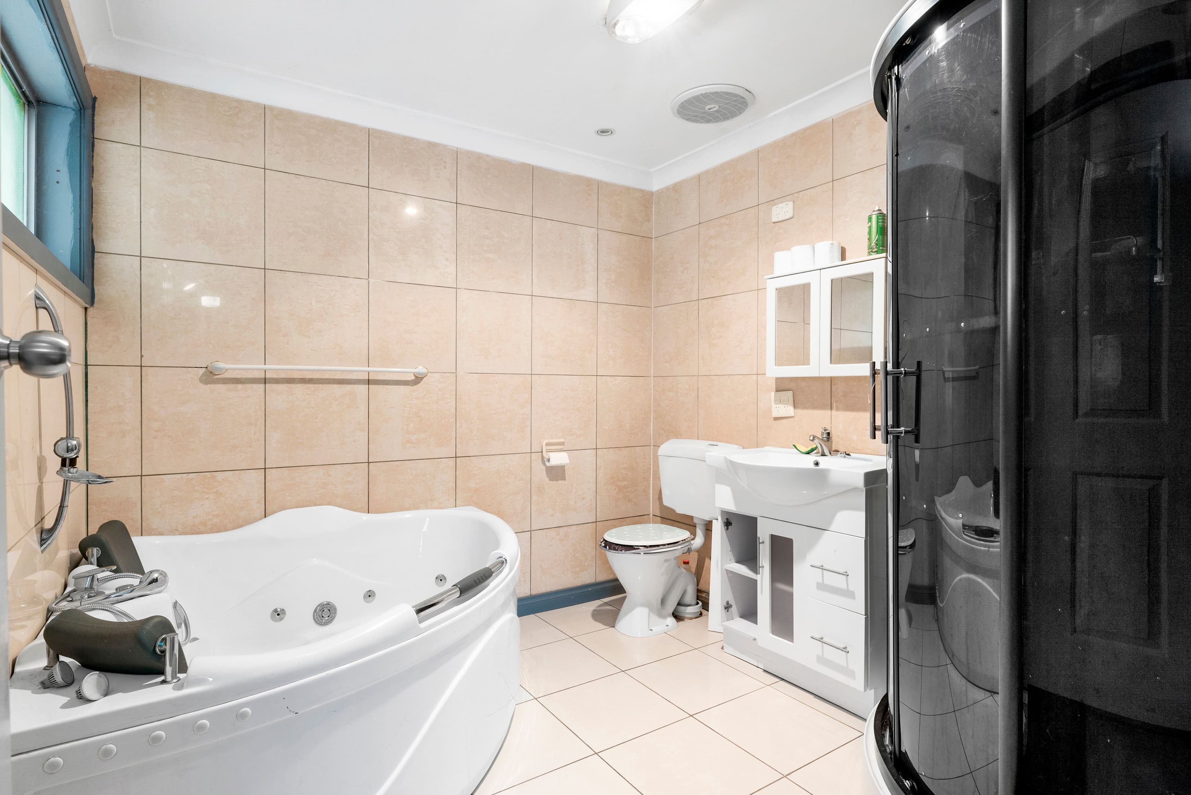 143 Goldsworthy Road, Corio VIC 3214, Corio - Thumbnail 5