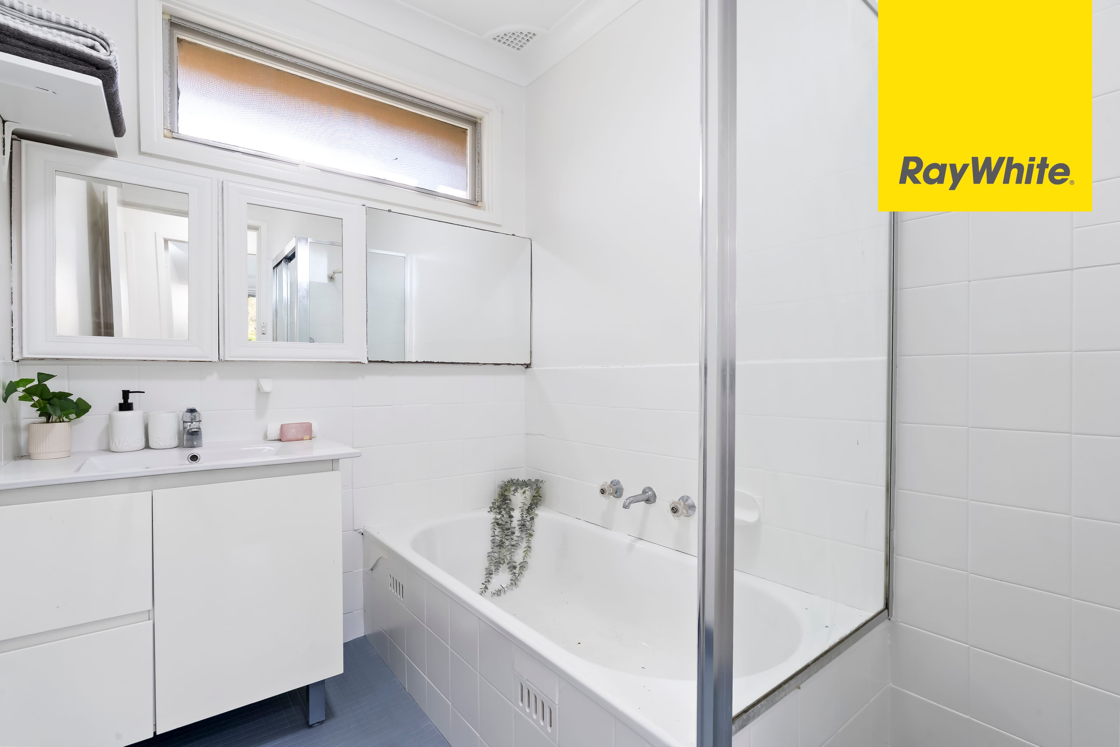 70 Carver Crescent, Baulkham Hills NSW 2153, Baulkham Hills - Thumbnail 6