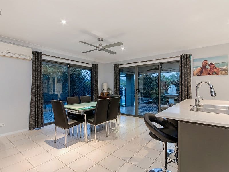 17 Craigs Way, Maudsland QLD 4210, Maudsland - Thumbnail 5
