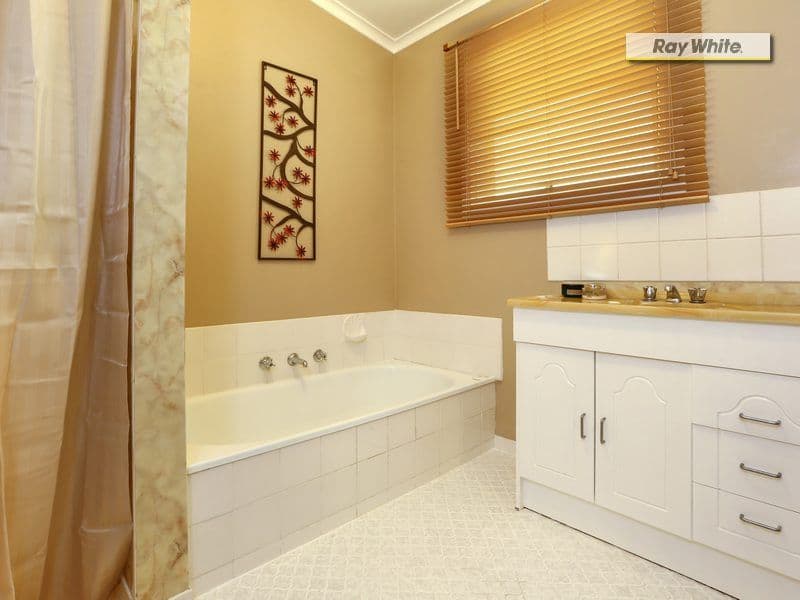 35 Moorfield Avenue, Capel Sound VIC 3940, Capel Sound - Thumbnail 6