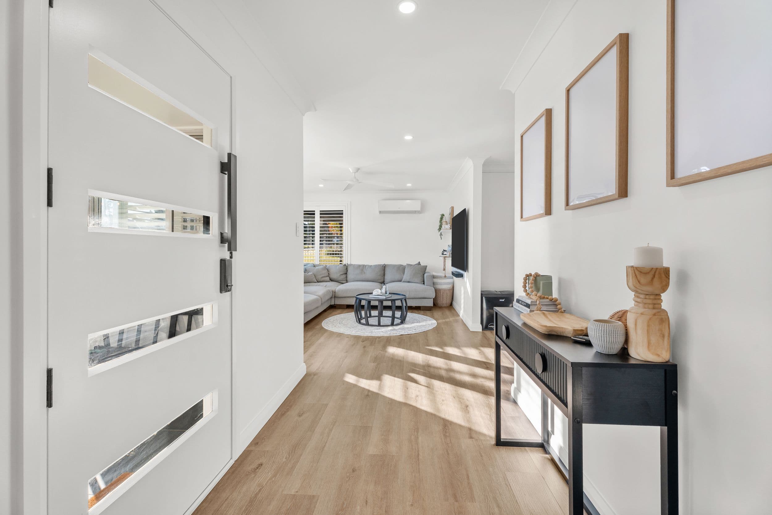 8 Loxwood Avenue, Cambridge Park NSW 2747, Cambridge Park - Thumbnail 2