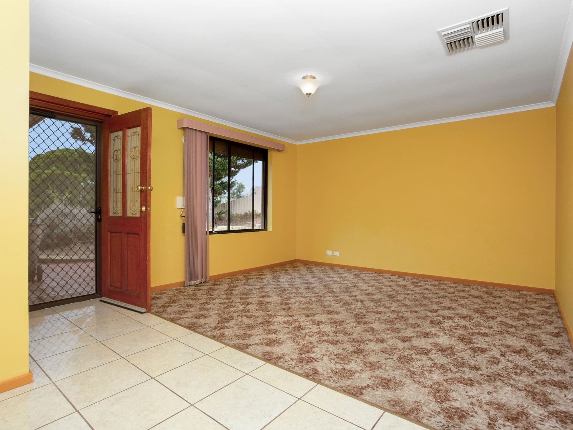 9 Parkes Avenue, Woodcroft SA 5162, Woodcroft - Thumbnail 2