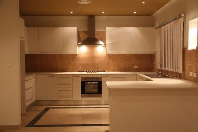 11 Redpa Close, WEST HOXTON NSW 2171, West Hoxton - Thumbnail 2