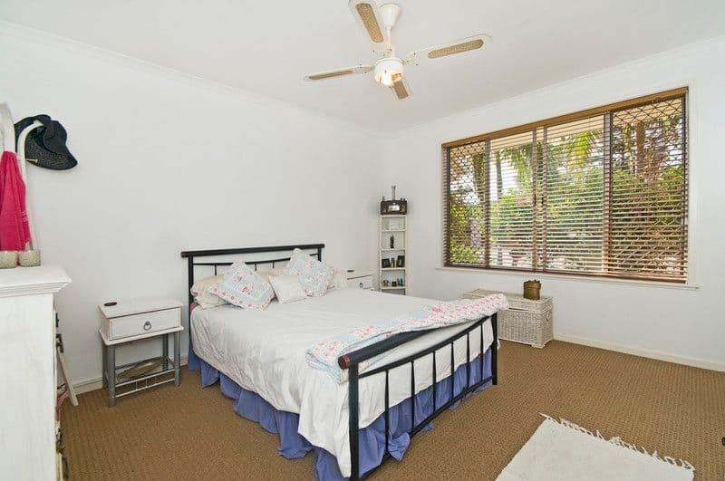 35 Seventh Avenue, PALM BEACH QLD 4221, Palm Beach - Thumbnail 8