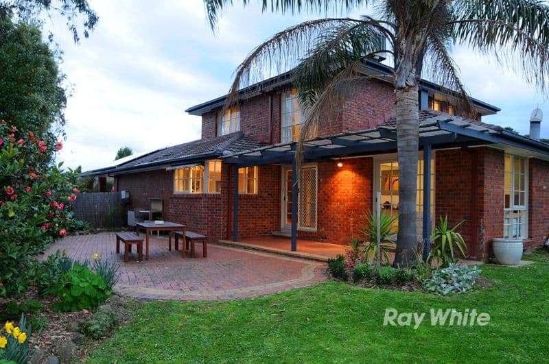 5 Melanie Close, WANTIRNA SOUTH VIC 3152, Wantirna South - Image 1