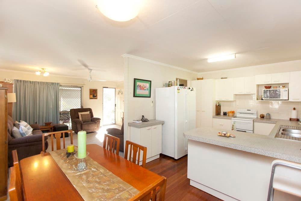 67 Valentia Street, MANSFIELD QLD 4122, Mansfield - Thumbnail 5