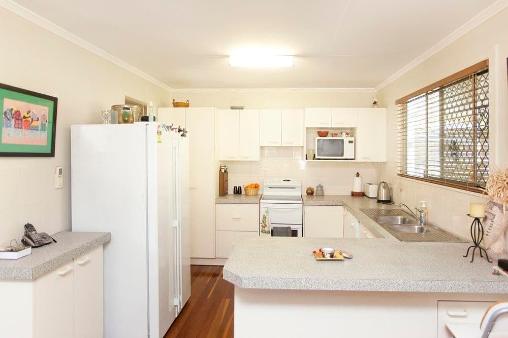 67 Valentia Street, MANSFIELD QLD 4122, Mansfield - Thumbnail 6