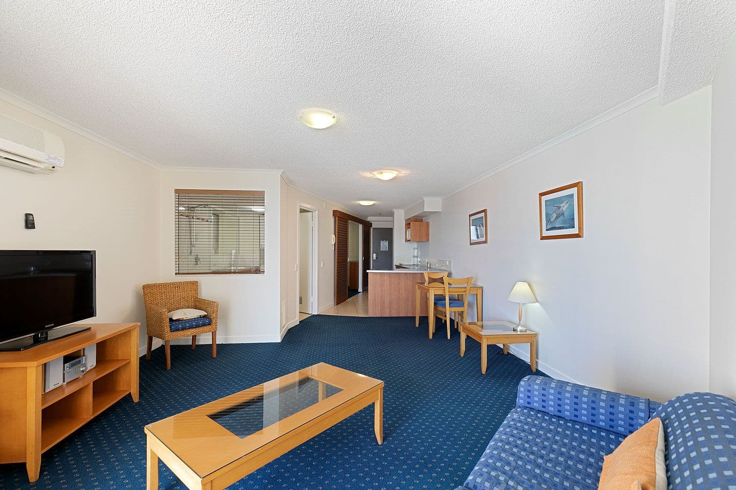 Unit 407 Mantra Resort, Buccaneer Drive, Urangan QLD 4655, Urangan - Thumbnail 8