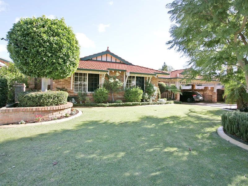 32 Templetonia Retreat, CANNING VALE WA 6155, Canning Vale - Image 1