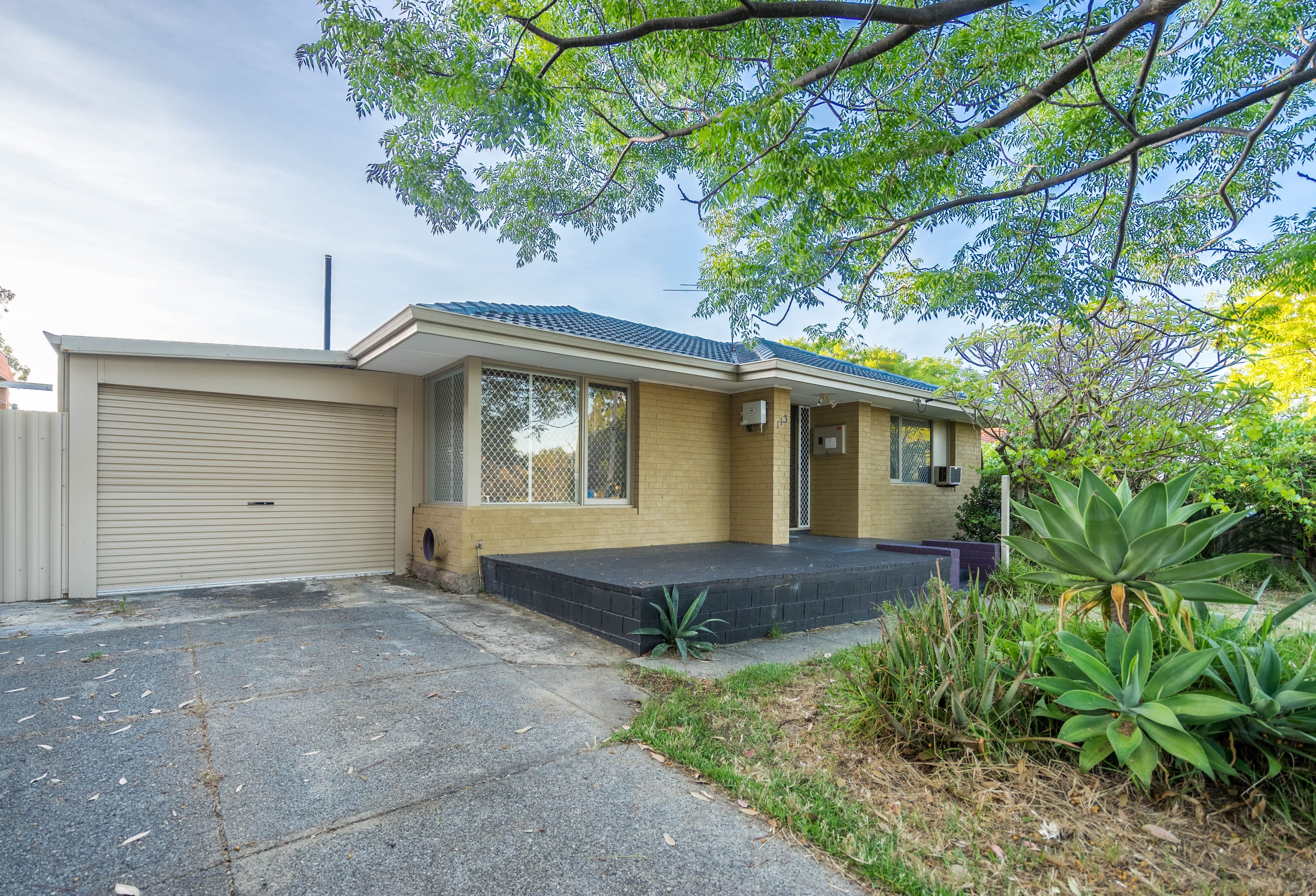 113 Girrawheen Avenue, Girrawheen WA 6064, Girrawheen - Image 1