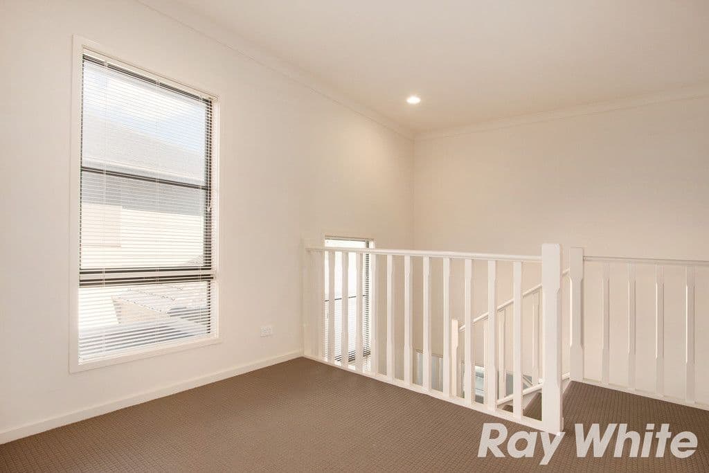 6 Harlesden Circuit, Pakenham VIC 3810, Pakenham - Thumbnail 3