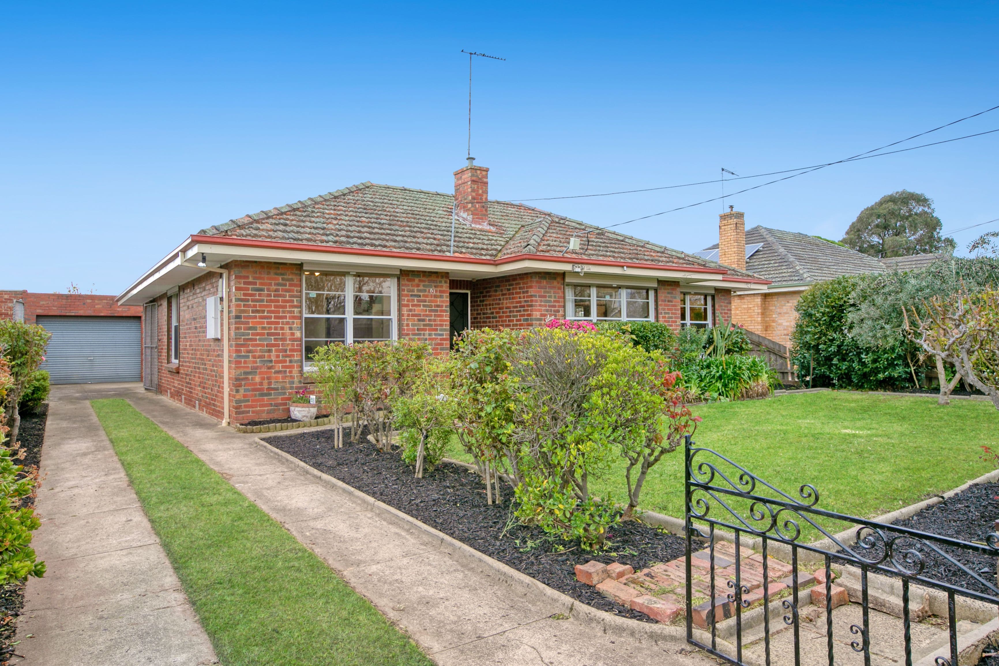 6 Northernhay Street, Reservoir VIC 3073, Reservoir - Thumbnail 2