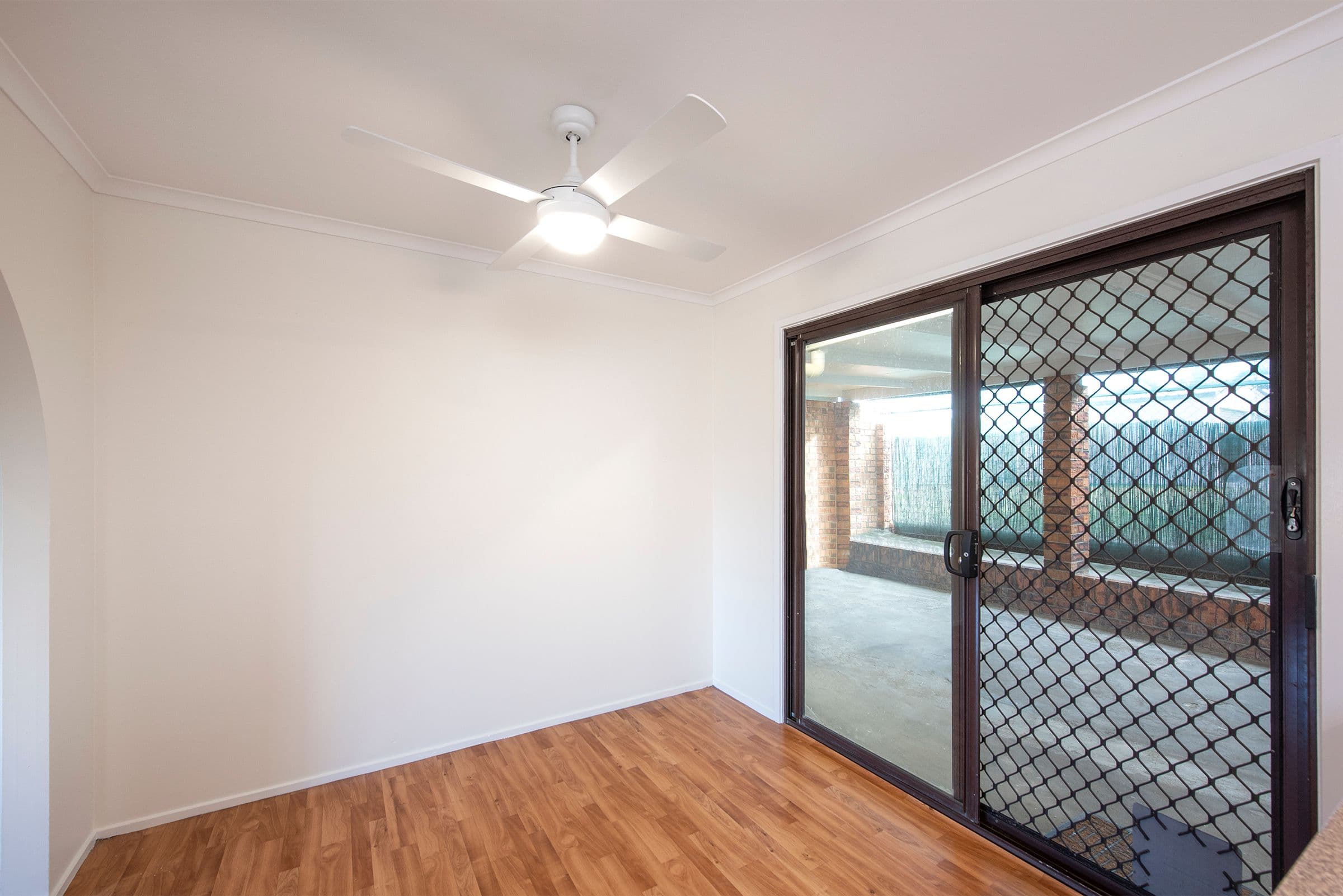5 Dublin Drive, Eagleby QLD 4207, Eagleby - Thumbnail 8