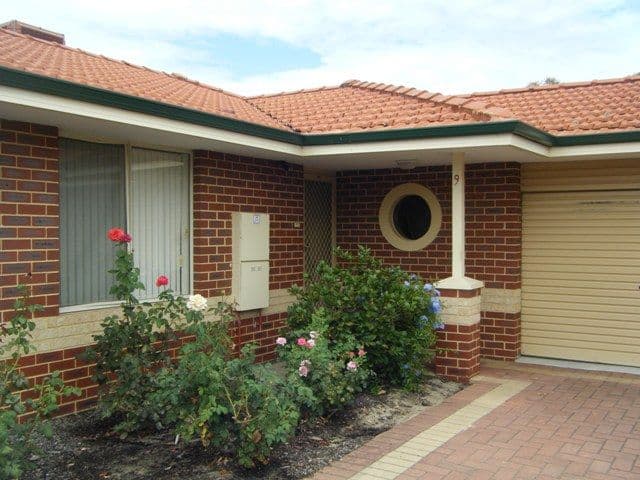 12 Heron Place, MADDINGTON WA 6109, Maddington - Image 1