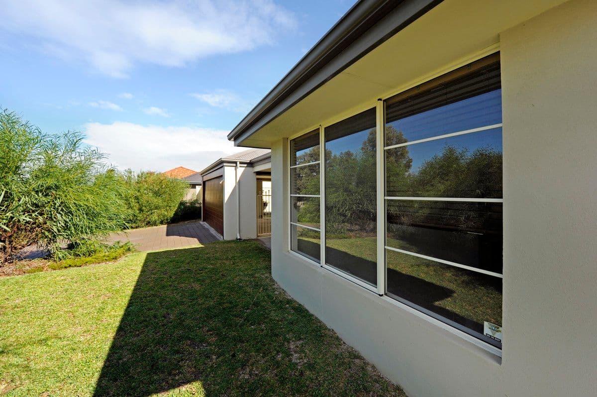 44 Vernon Gough Drive, BALDIVIS WA 6171, Baldivis - Thumbnail 3