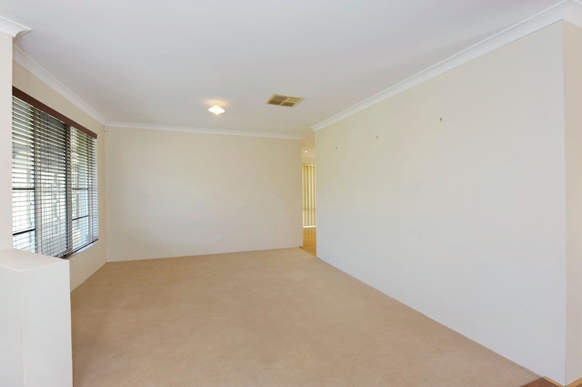 44 Vernon Gough Drive, BALDIVIS WA 6171, Baldivis - Thumbnail 4