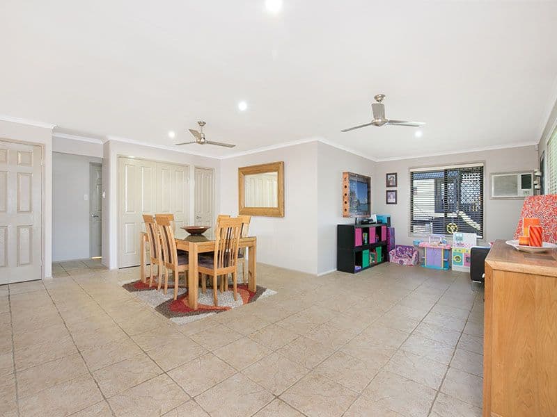 96 Andromeda Avenue, Tanah Merah QLD 4128, Tanah Merah - Thumbnail 5