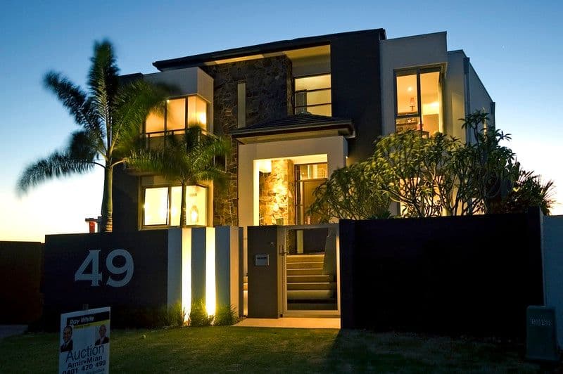 49 Knightsbridge Parade East, PARADISE POINT QLD 4216, Paradise Point - Image 1