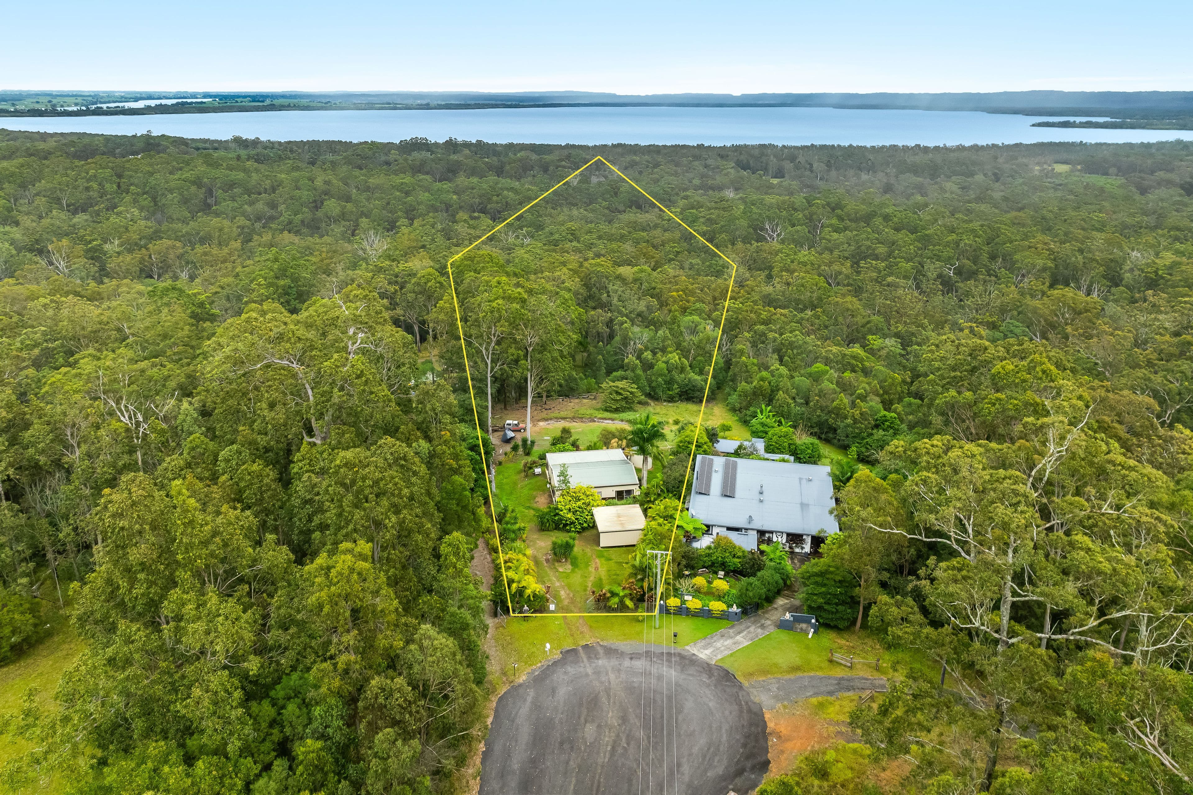 21 Lake View Court, Ashby Heights NSW 2463, Ashby Heights - Thumbnail 2