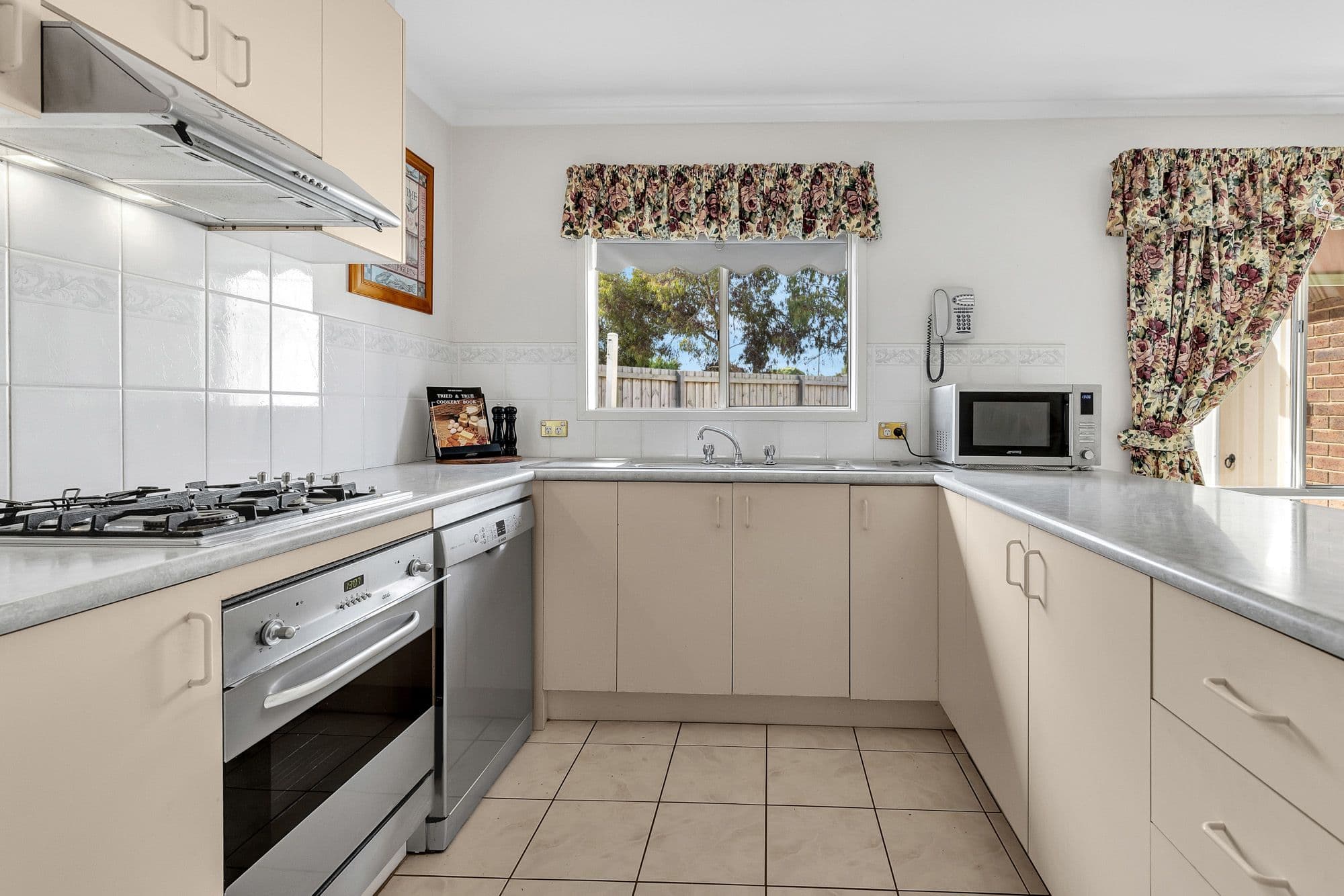6 Boston Place, Hoppers Crossing VIC 3029, Hoppers Crossing - Thumbnail 4