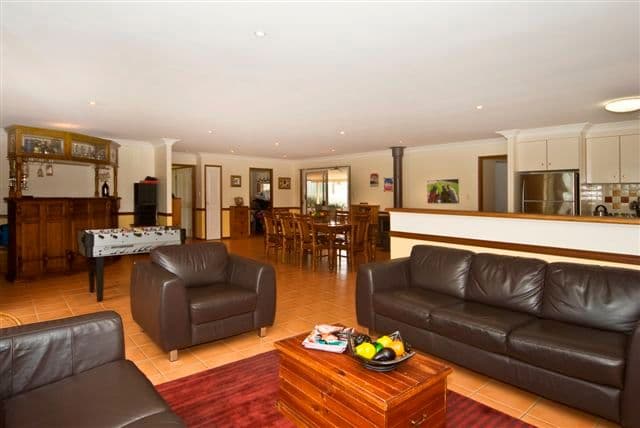 11  Amy Court, WESTBROOK QLD 4350, Westbrook - Thumbnail 4