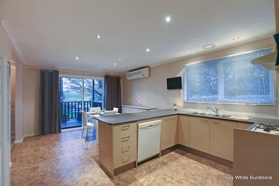 75 Cabernet Crescent, BUNDOORA VIC 3083, Bundoora - Thumbnail 2