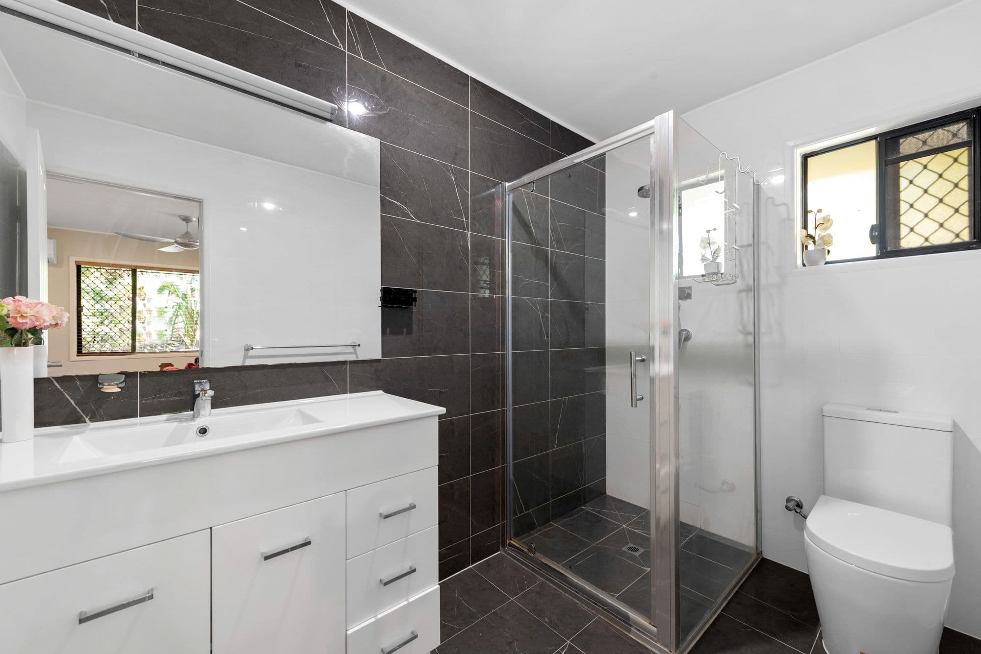 1 Gundara Street, The Gap QLD 4061, The Gap - Thumbnail 7