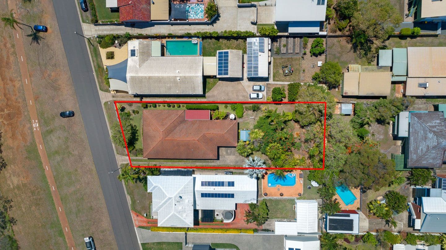 53 Esplanade, Point Vernon QLD 4655, Point Vernon - Thumbnail 3