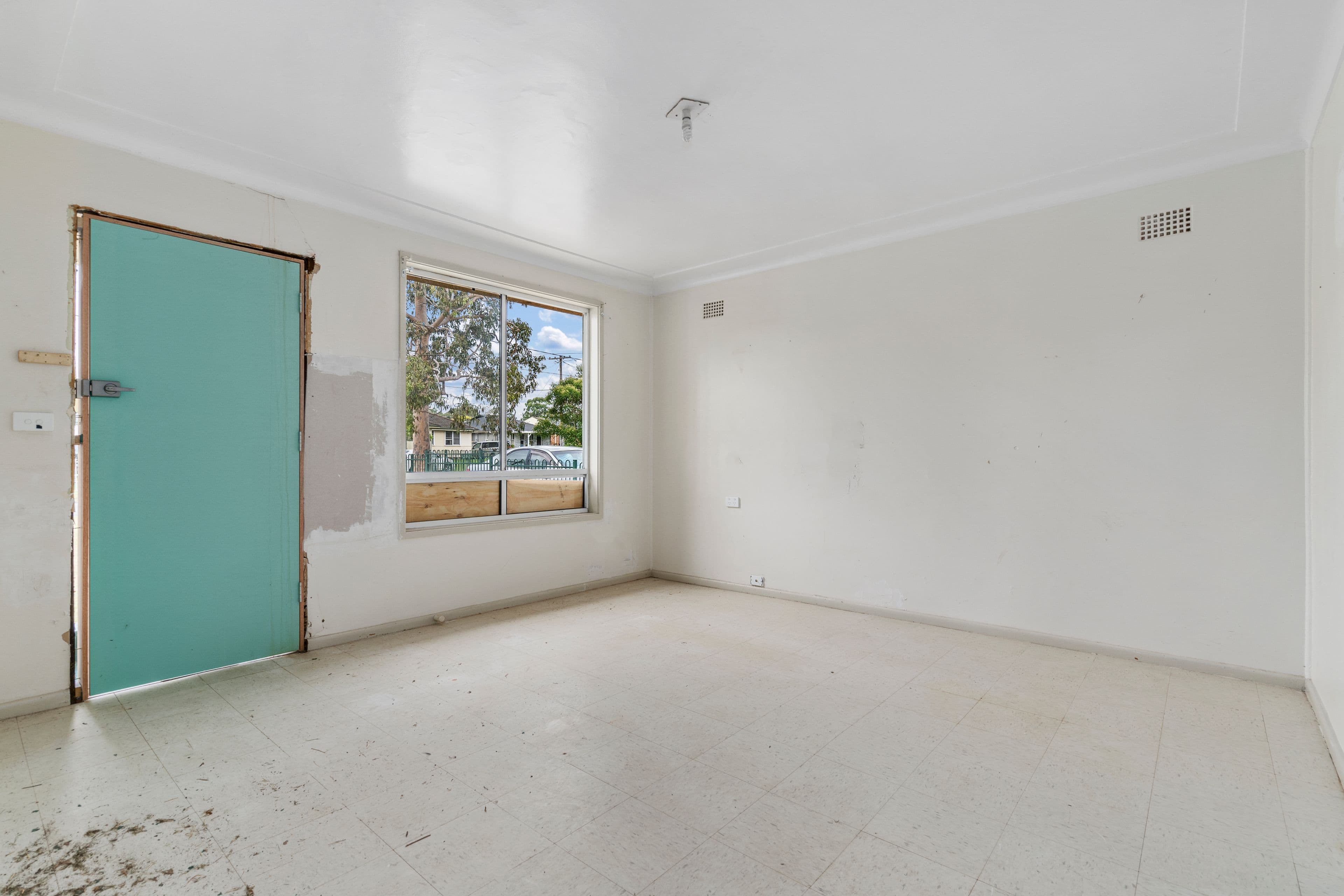 49 Guthega Crescent, Heckenberg NSW 2168, Heckenberg - Thumbnail 3
