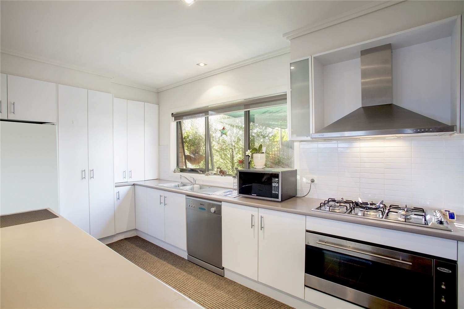 12-14 Canterbury Road West, LARA VIC 3212, Lara - Thumbnail 2