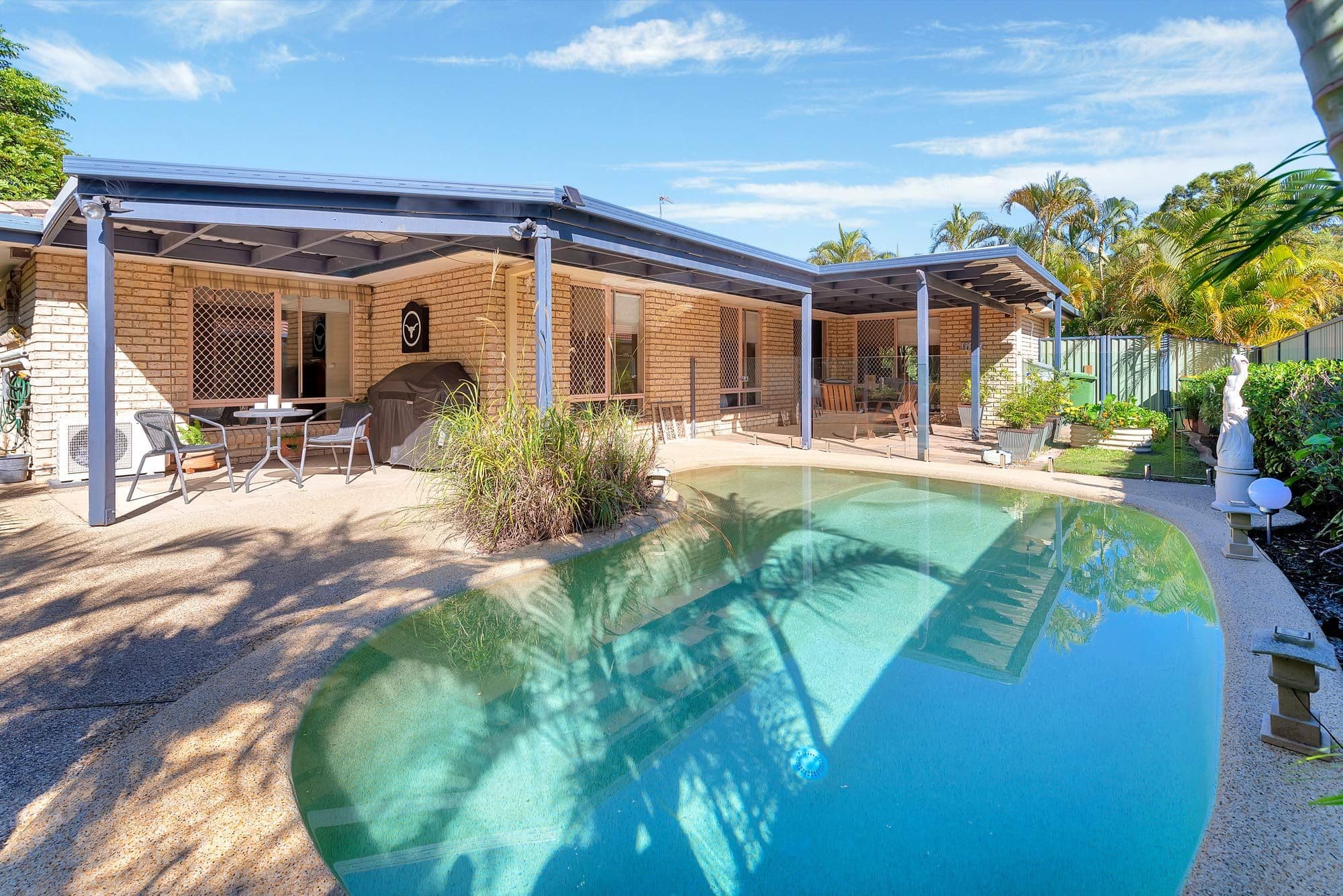 13 Pentland Court, Helensvale QLD 4212, Helensvale - Thumbnail 2