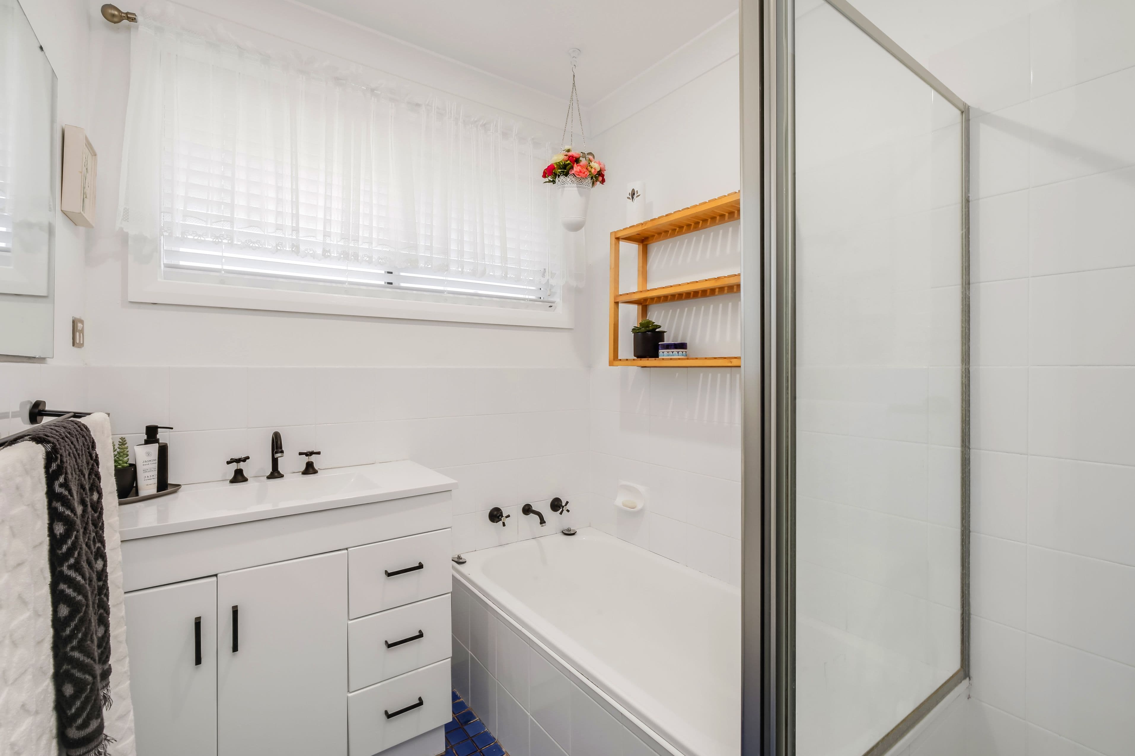 22 Hillcrest Road, Empire Bay NSW 2257, Empire Bay - Thumbnail 6