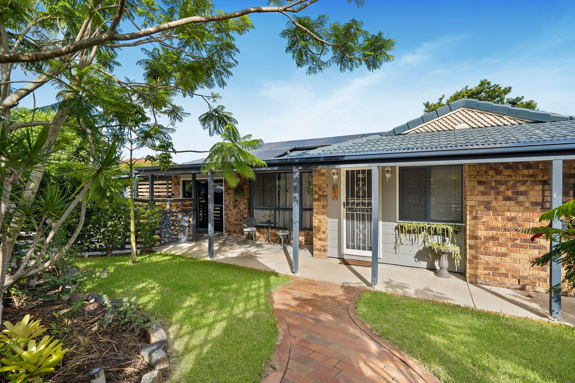 206 Mount Warren Boulevard, Mount Warren Park QLD 4207, Mount Warren Park - Image 1