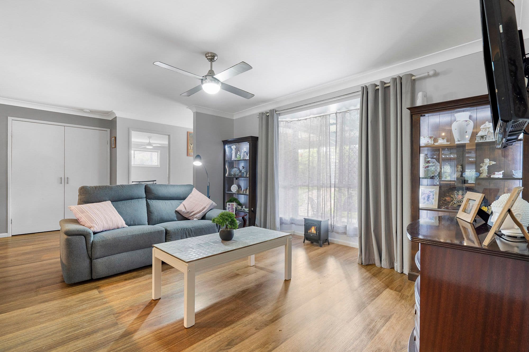 206 Mount Warren Boulevard, Mount Warren Park QLD 4207, Mount Warren Park - Thumbnail 3