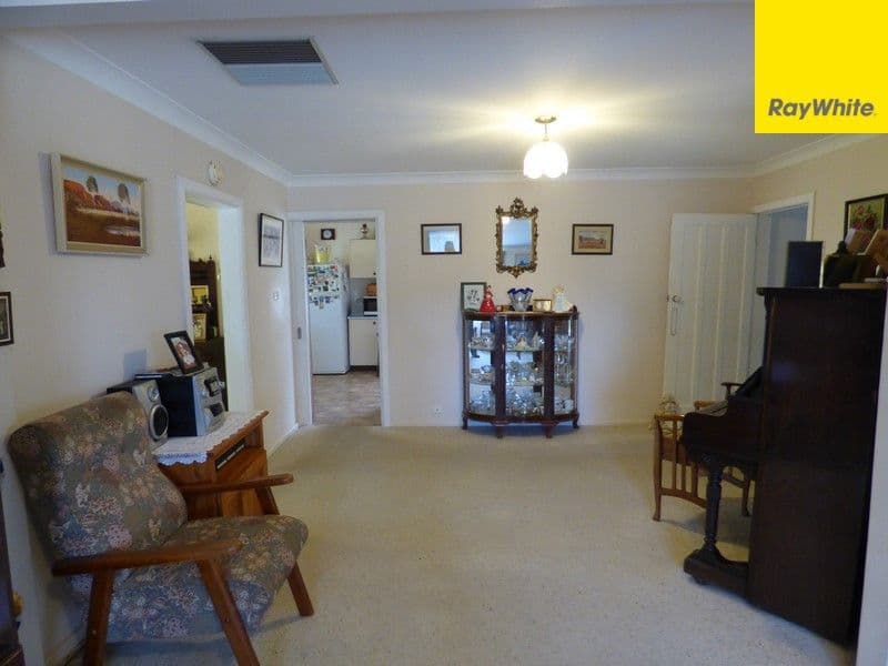 211 Edward Street, Forbes - Thumbnail 8