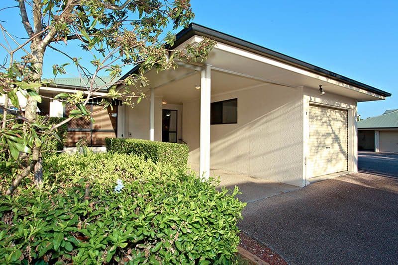13 Hamel Road, HOLLAND PARK WEST QLD 4121, Holland Park West - Thumbnail 2