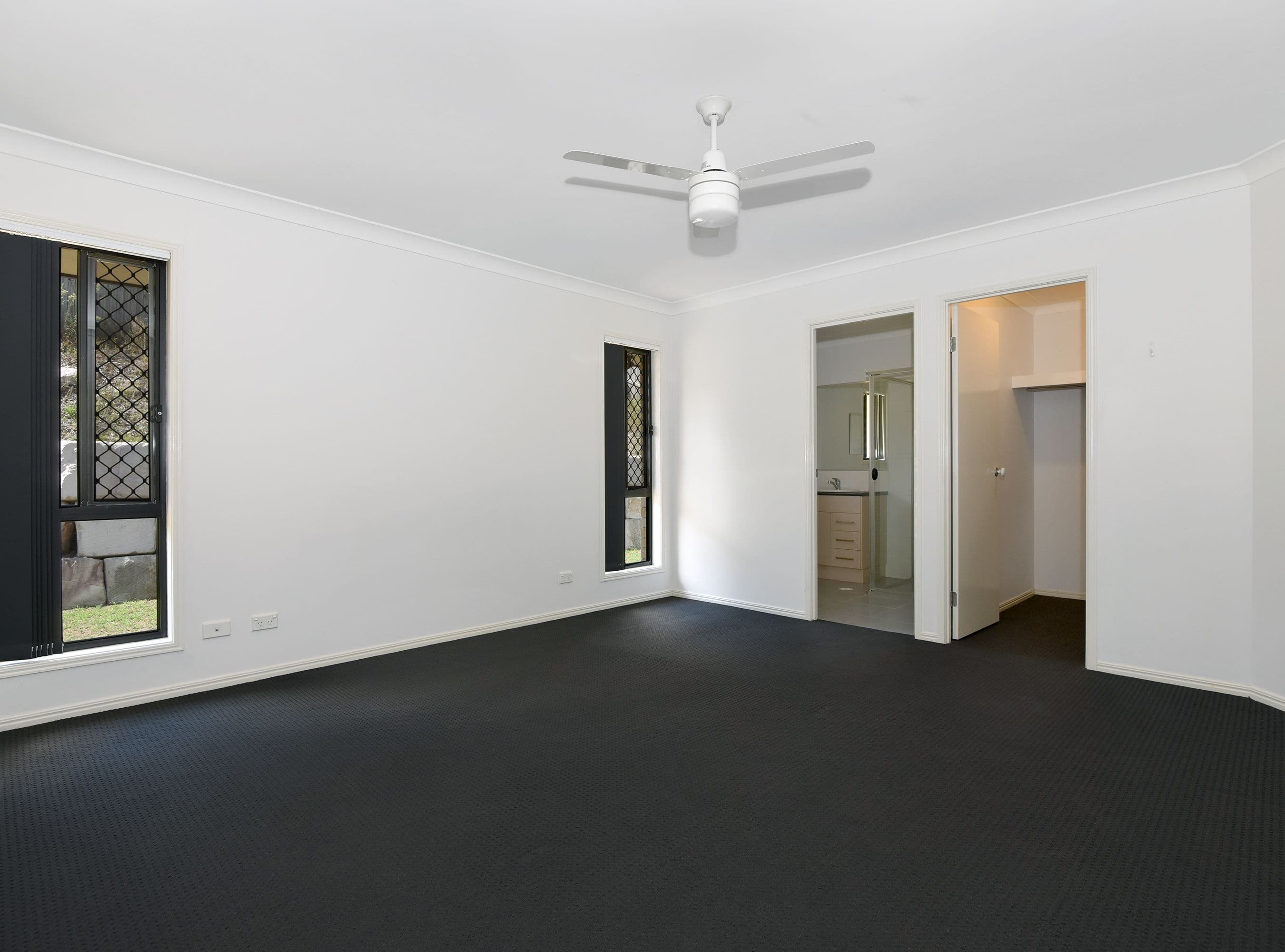 24 Paperbark Drive, Glenvale QLD 4350, Glenvale - Thumbnail 4