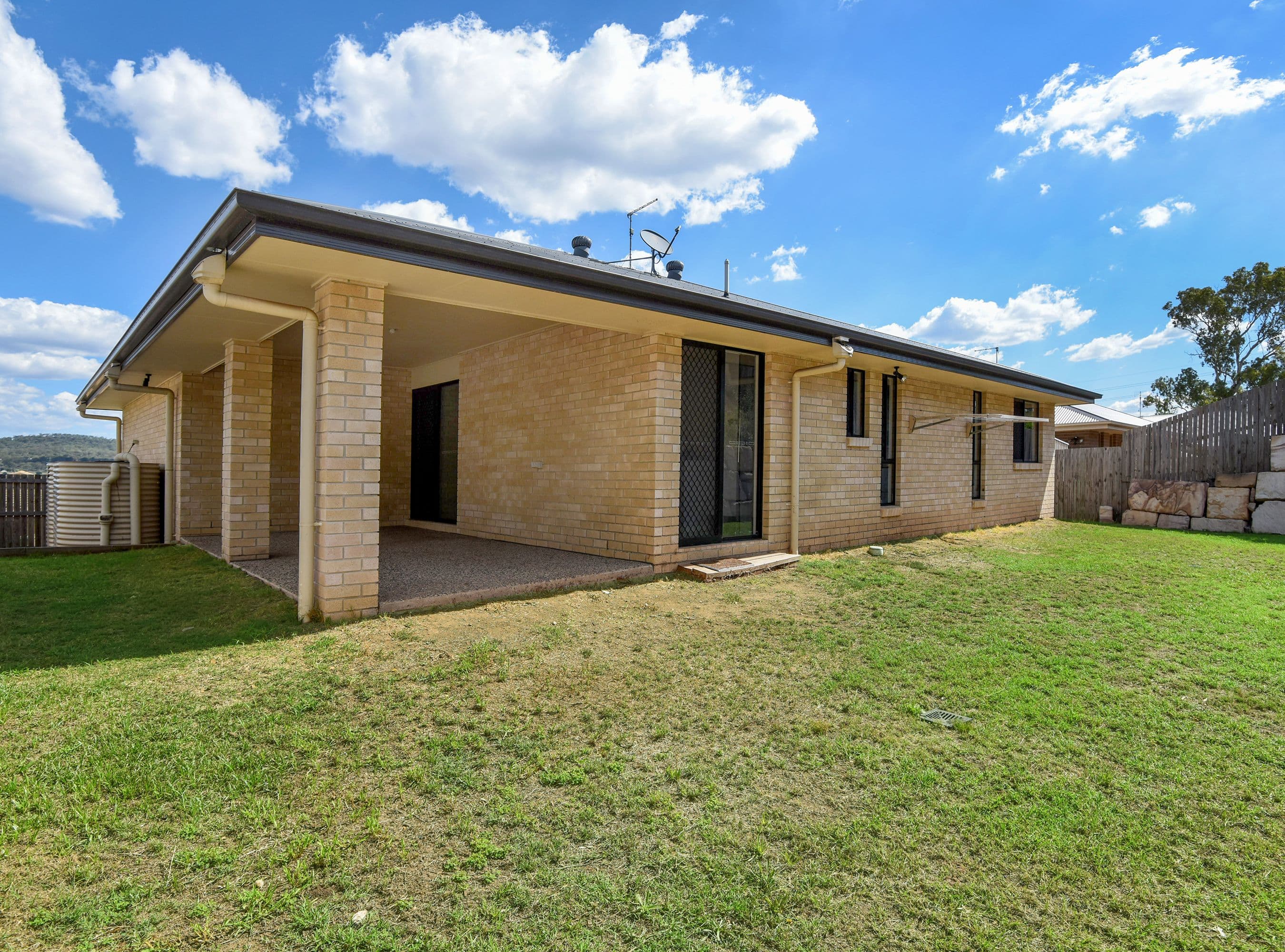 24 Paperbark Drive, Glenvale QLD 4350, Glenvale - Thumbnail 7