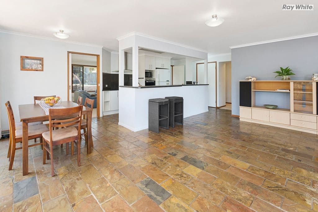14 Takora Street, Middle Park QLD 4074, Middle Park - Thumbnail 2