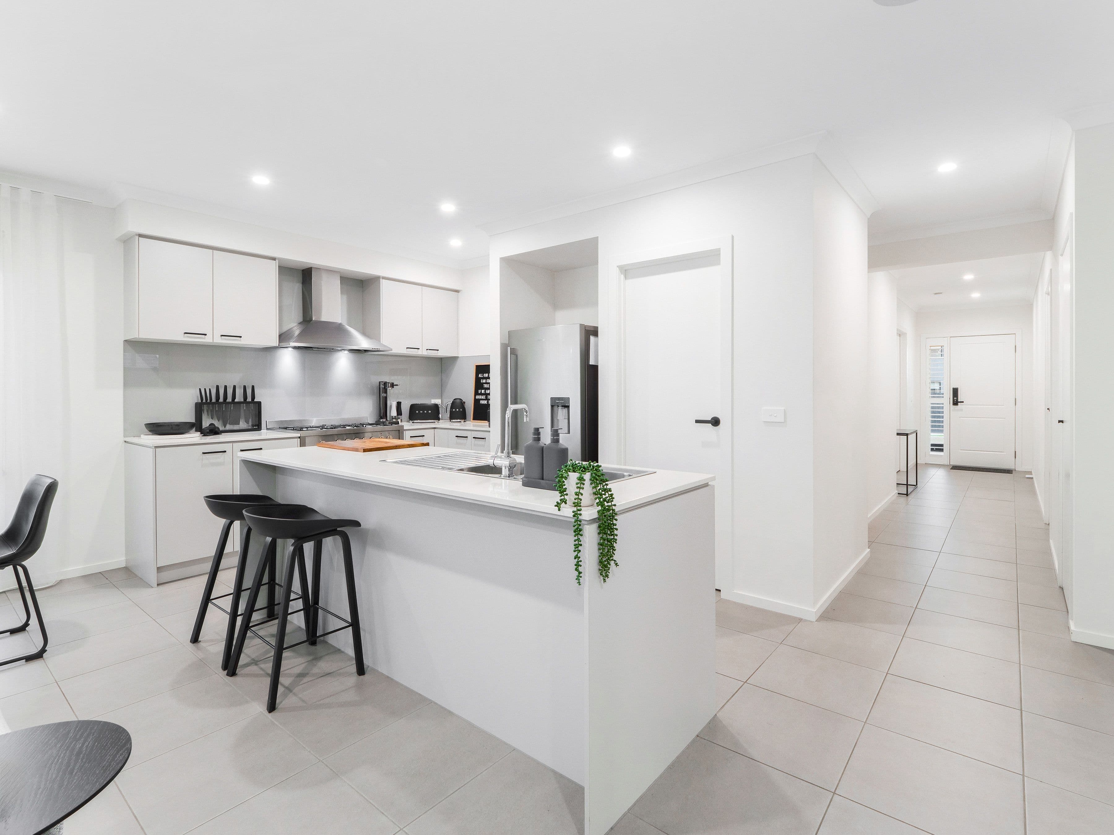 33 Hikari Crescent, Cranbourne South VIC 3977, Cranbourne South - Thumbnail 5