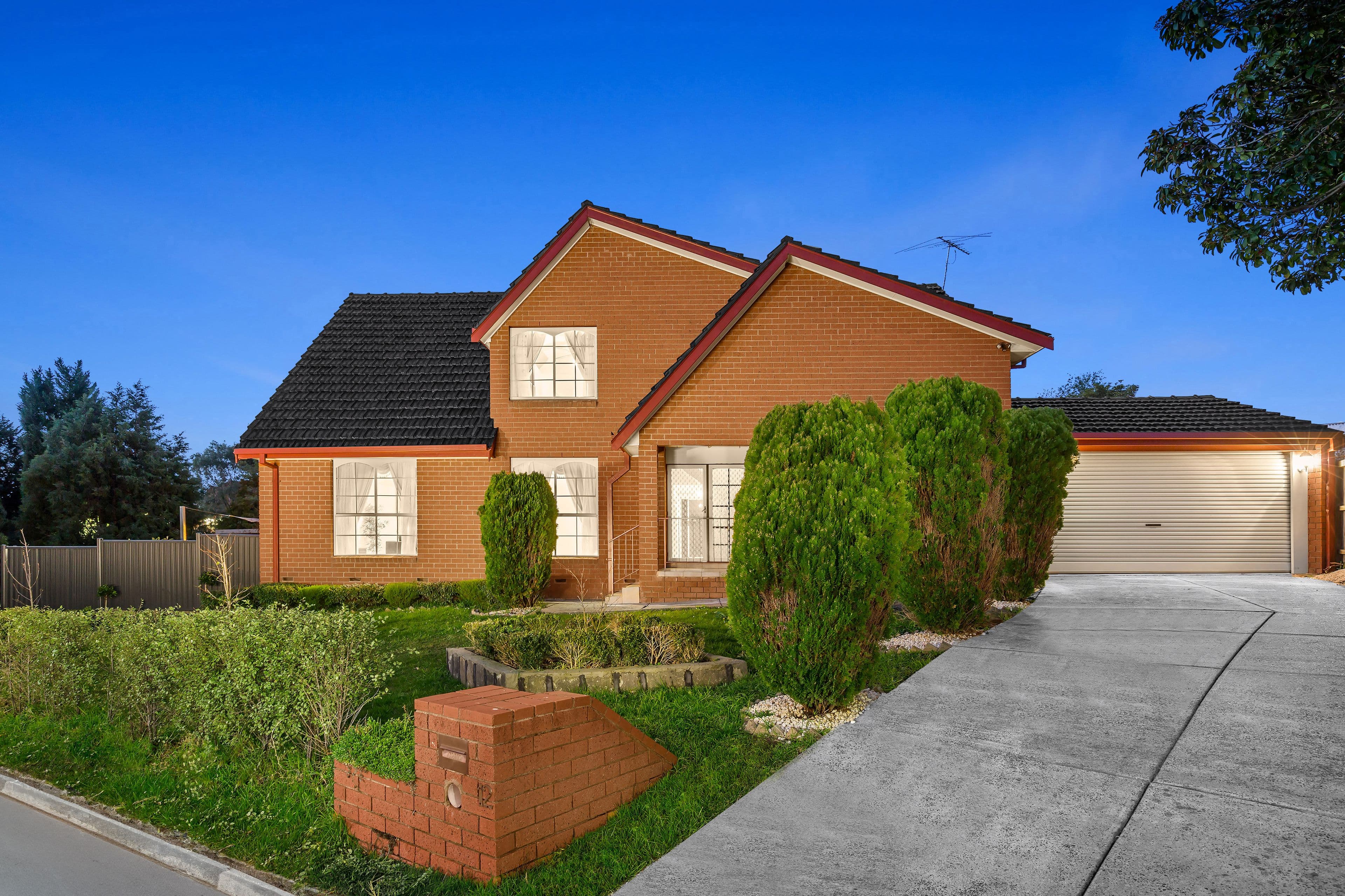 12 Leo Close, Wantirna South VIC 3152, Wantirna South - Image 1