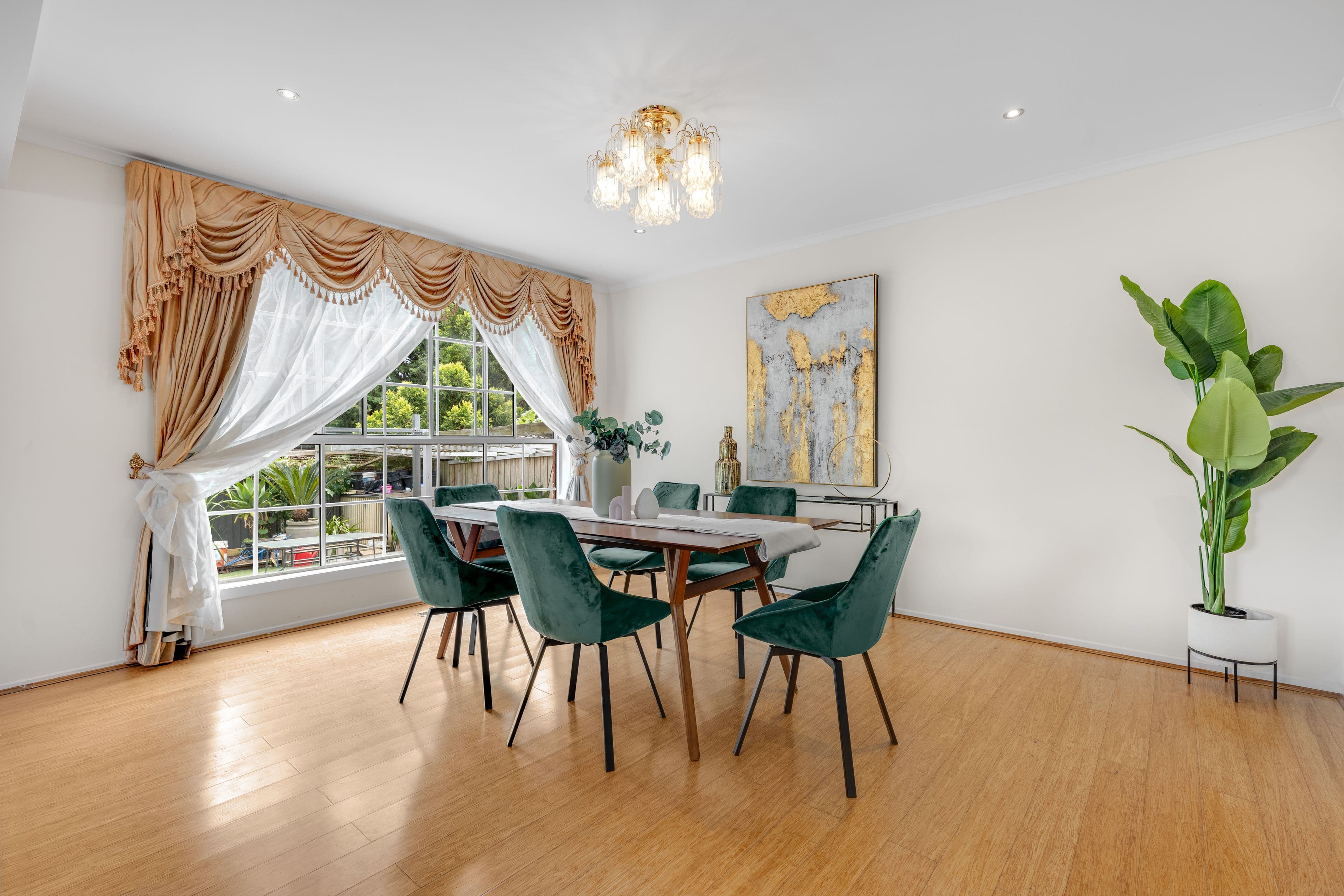 12 Leo Close, Wantirna South VIC 3152, Wantirna South - Thumbnail 3